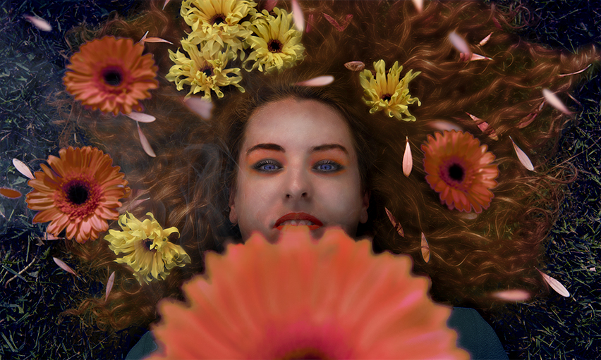 Model met bloemen - fotobewerking